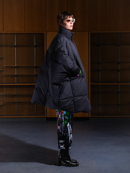 HENRIK VIBSKOV - DUVET COAT - BLACK