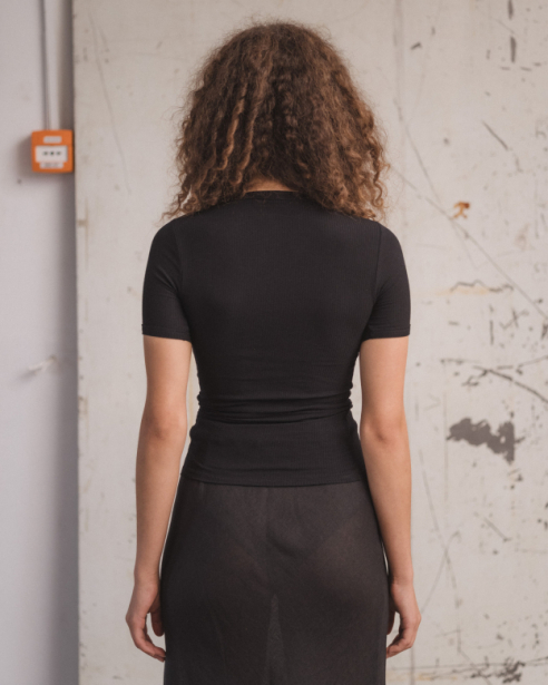 BASERANGE - HEART SHORT SLEEVE - BLACK