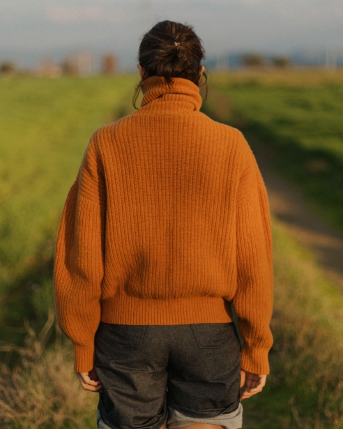 BASERANGE -  Mea Turtleneck Pumet - Clair Orange